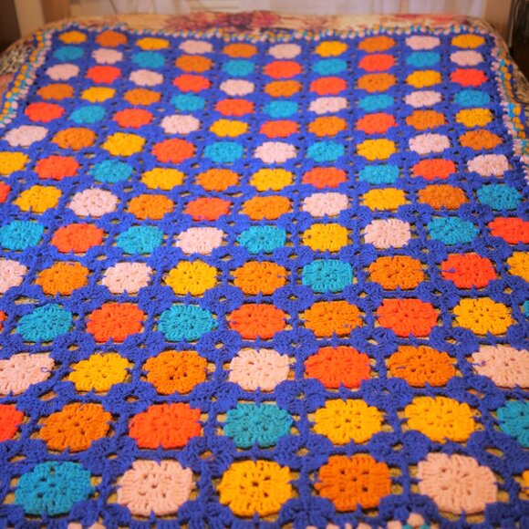 vtg Blue Orange Crochet Granny Square Flower Afghan Throw Boho Hippie 57" x 81" - Picture 3 of 9